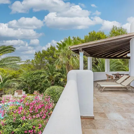 Oasis Cala With Shared Pool * Santanyi